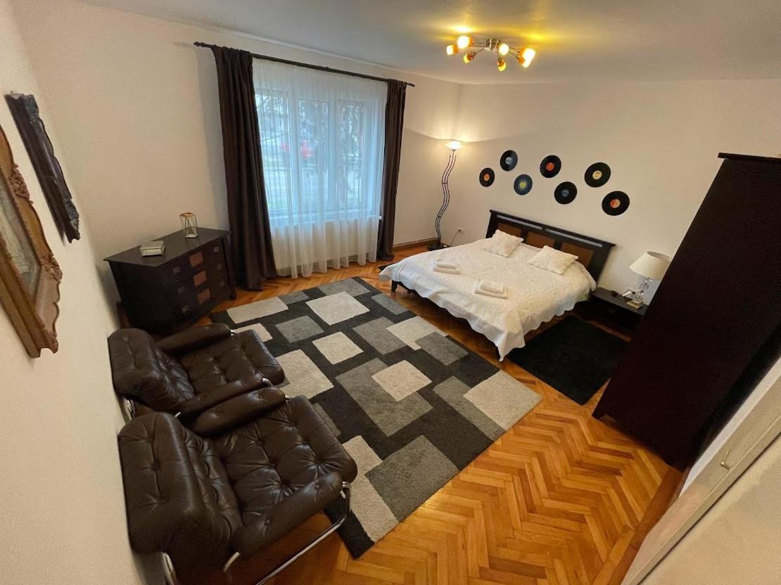 Crisan 40 Casa Muntean 100Mp 3Camere 3Paturi 1 Canapea 2 Dormitoare Parcare Timisoara Bagian luar foto